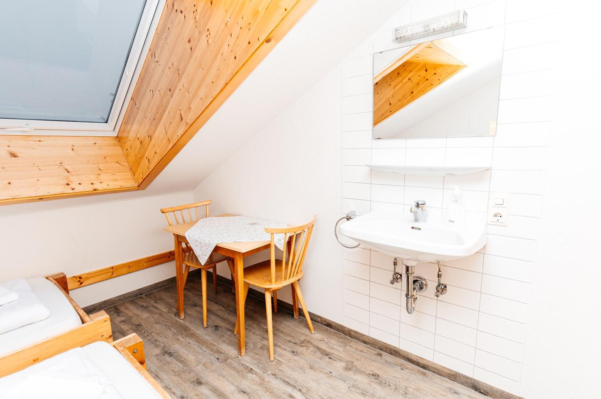 Vierbettzimmer